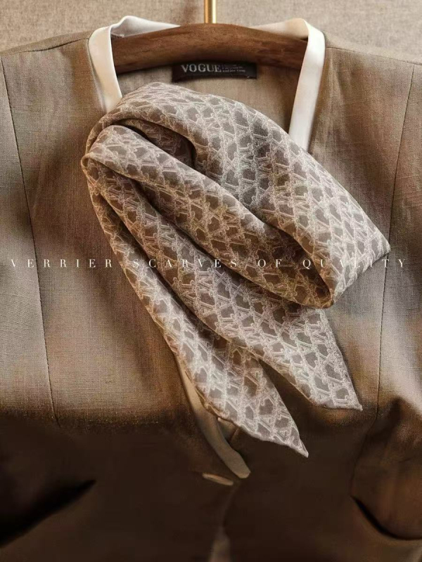 Mullberi selyemsál, magas minőségű tavasz-nyár, twill szövés, Hangzhou eredet, 2025 tavasz kiadás