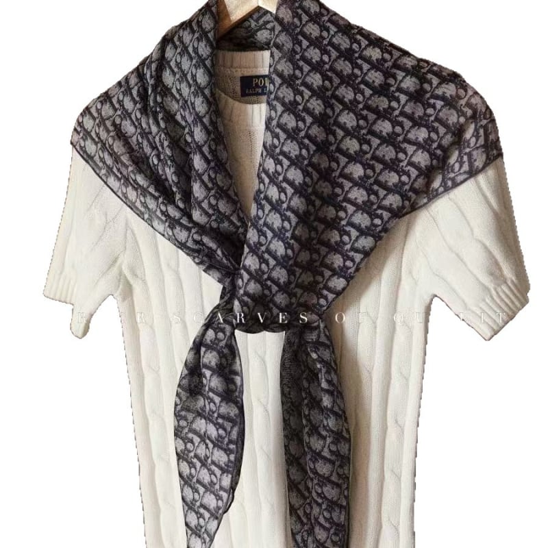 Mullberi selyemsál, magas minőségű tavasz-nyár, twill szövés, Hangzhou eredet, 2025 tavasz kiadás