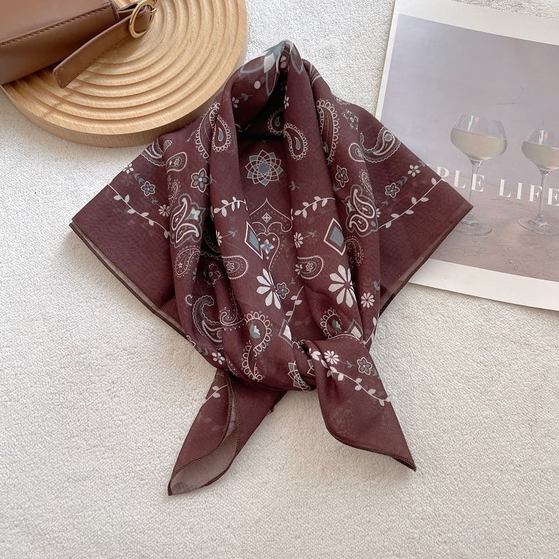 Pamut satin négyszögletes sál, warp-öltéses, retro irodalmi stílus, nyakkendő, 2025 őszén debütál