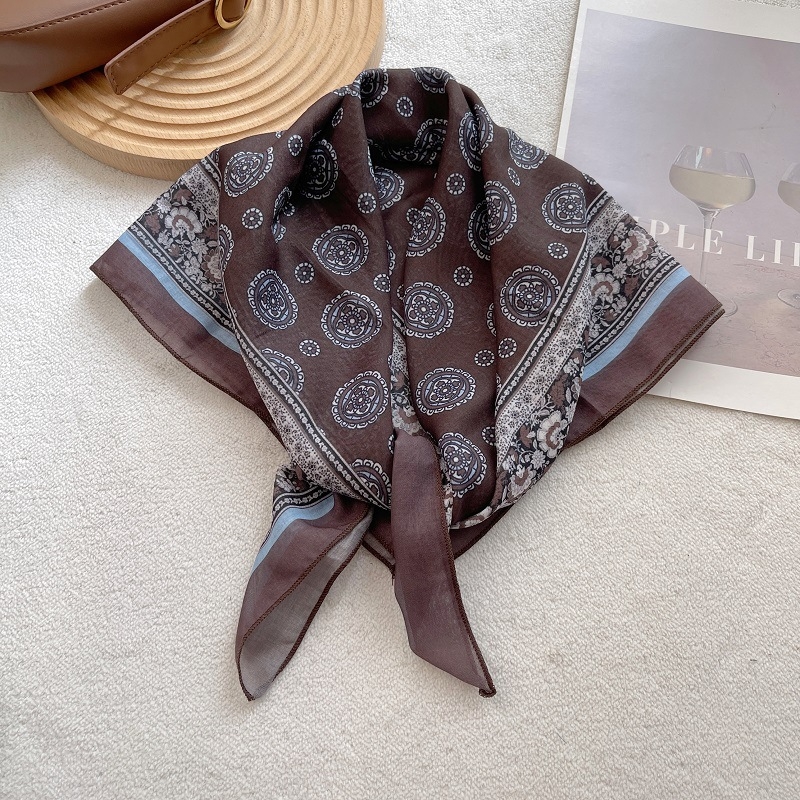 Pamut satin négyszögletes sál, warp-öltéses, retro irodalmi stílus, nyakkendő, 2025 őszén debütál