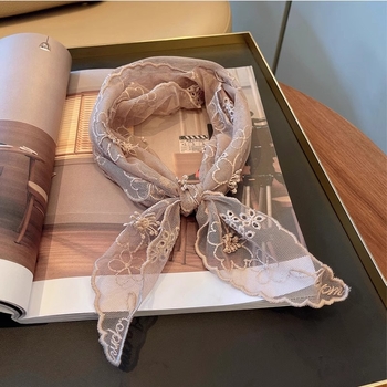 Női hosszú poliészter sál hímzéssel, warp knitting technikával, friss és édes stílusban (Spring 2025 megjelenés; warp knitting; poliészter; hímzés)