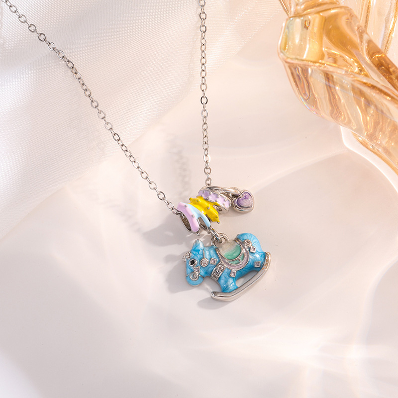 Női nyaklánc zománcozott hintalóval, magas színvonalú minimalist dizájn, 304 rozsdamentes acél, réz medál, vákuum bevonat, O-lánc