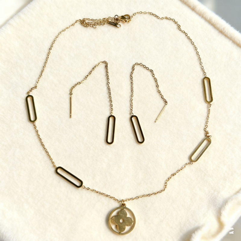 Set ogrlice i naušnica s rimski slovima, nehrđajući čelik, višeslojni dizajn, podesiva duljina, elektroplakirani završetak, unisex