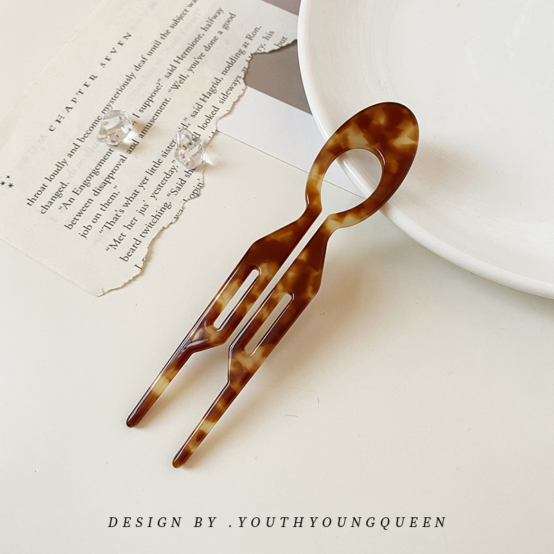 U-alakú hajtű geometriai stílussal | Anyag: acetát lemez; Stílus: Koreai; Gyártási szám: FZ26; Licenszelhető magáncímke: Igen