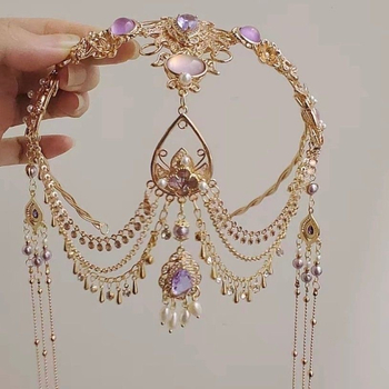 Peakaunistus – Etnilise stiiliga naiste toode; Sulam; Südamekujuline kuju; Elektroplaatimine