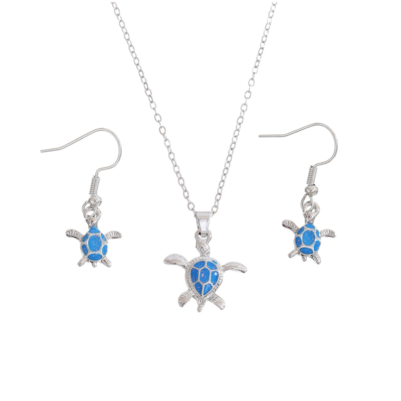 Set ogrlice s Opal Epoksi privjeskom i naušnicama s motivom kornjače – Materijal: željezna legura; Lanac: O-oblik; Privjesak: legura; Završna obrada: elektroplatiranje; Stil: svježe i slatko