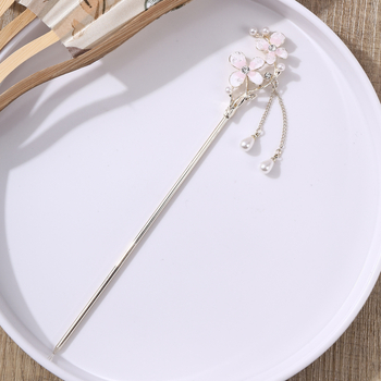 Igla za kosu u obliku cvijeta, od legure, s zlatnim uložkom, minimalistički stil