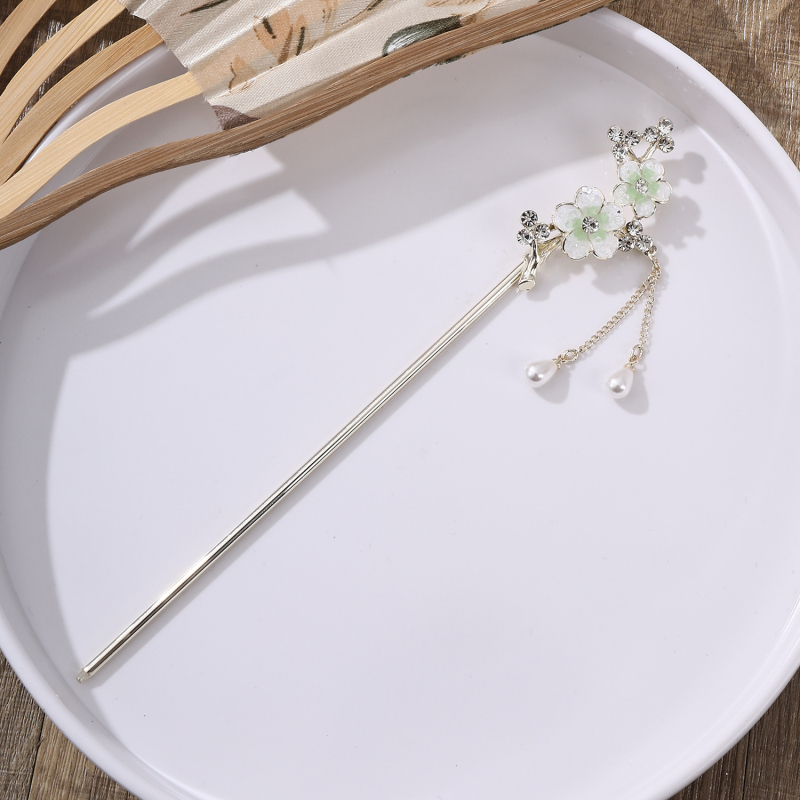 Igla za kosu u obliku cvijeta, od legure, s zlatnim uložkom, minimalistički stil