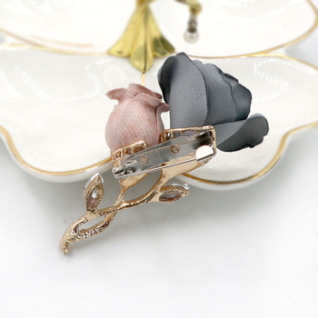 Брошка флорална композиция – стил Япония и Южна Корея; Материал: Друг; Година/Сезон: Лято 2020