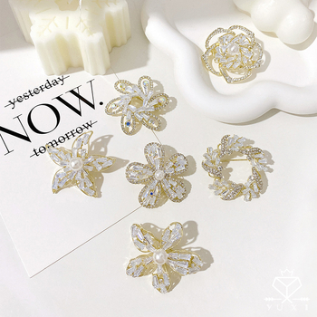 Καρφίτσα για γυναίκες σε κορεατικό στιλ με μοτίβα λουλουδιών και φύλλων, κράμα, ηλεκτροπλατίωση, διακοσμητικό αξεσουάρ και δώρο