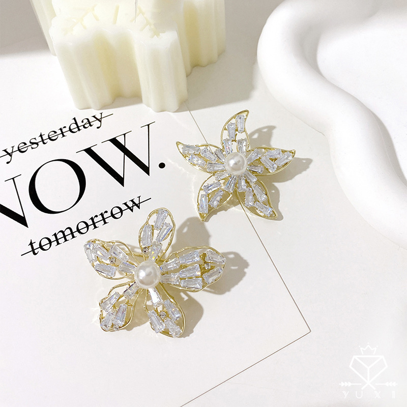 Καρφίτσα για γυναίκες σε κορεατικό στιλ με μοτίβα λουλουδιών και φύλλων, κράμα, ηλεκτροπλατίωση, διακοσμητικό αξεσουάρ και δώρο