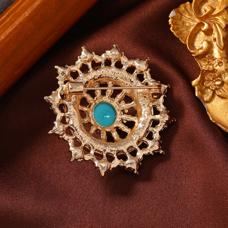 Брошка — Геометрична ретро форма; цинкова сплав; диамантено покритие; унисекс; декоративна