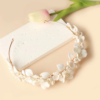 Керамична цветна корона за булки с листен дизайн, ръчна изработка, бели кристали