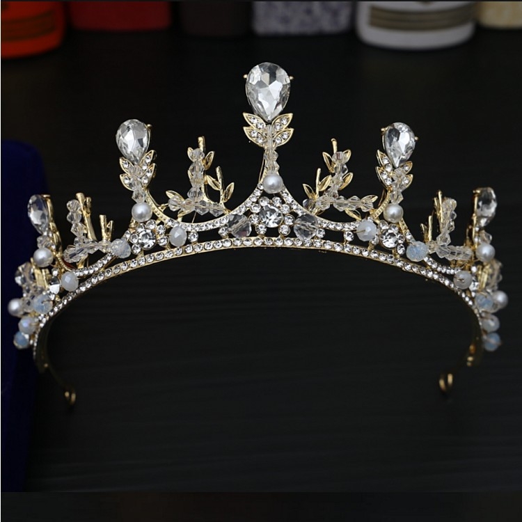 Koreai stílusú menyasszonyi fejfedő – kézzel készített gyöngyös korona tiara, ötvözet, elektroplátolt