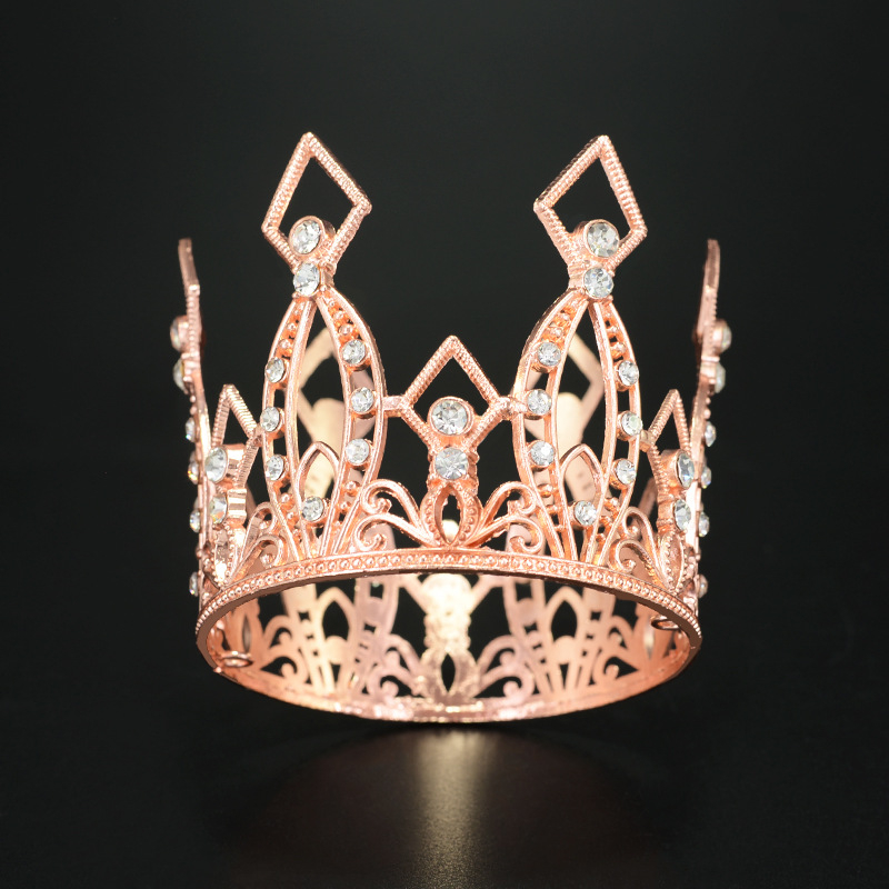 Elektroplaaditud alumiiniumisulamist kroon lastele valgete rhinestoneidega