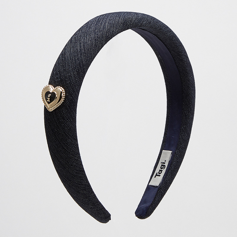 Peavõru polüestri kiududest, käsitöö, roostevabast terasest sisseõmblus, looduslik stiil, suvi 2025