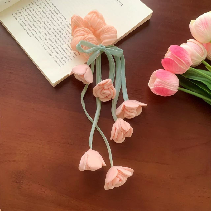 Rccoy Scrunchie Lily of the Valley s cvijetom i resicama, tekstilni elastični klips — visoke elastičnosti