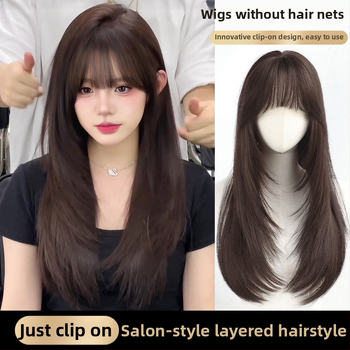 Parukas – pikkade sirgete juuksedega, bangsidega; materjal: kõrge temperatuuriga traat; mehhanismiline tootmine; Chu Chu kaubamärk