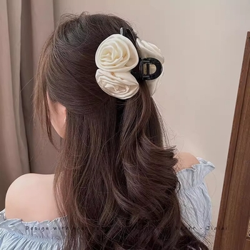 LX szatén hajcsat, kézzel készített, fogó típusú rögzítés, könnyű luxus stílusú fejfedő nőknek