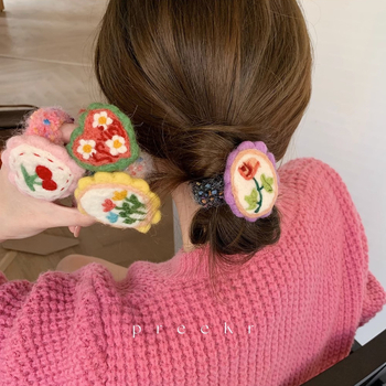 villase feltist juuksekumm, käsitöö; karjaste stiil; kõrge elastsus; kevad 2025 juukse aksessuaar