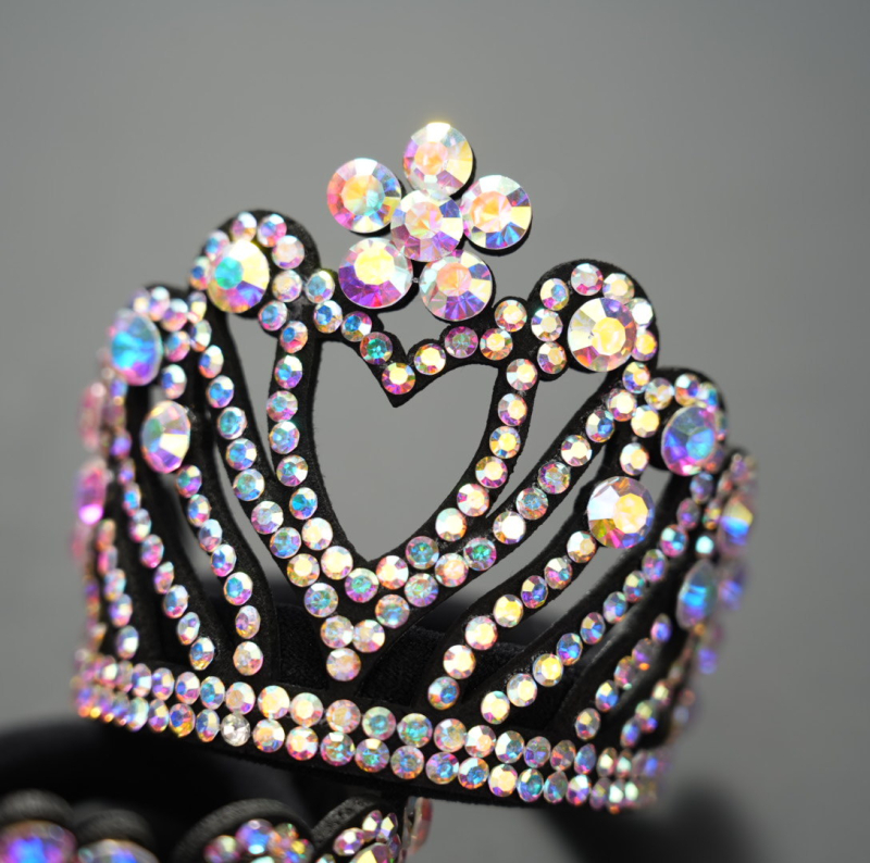 Дантелена корона за коса с еластична лента за сценични изпълнения (Материал: Дантела; Стил: IN style; Технология на обработка: Плетене; Подходящ за: Деца; Марка: Independent)