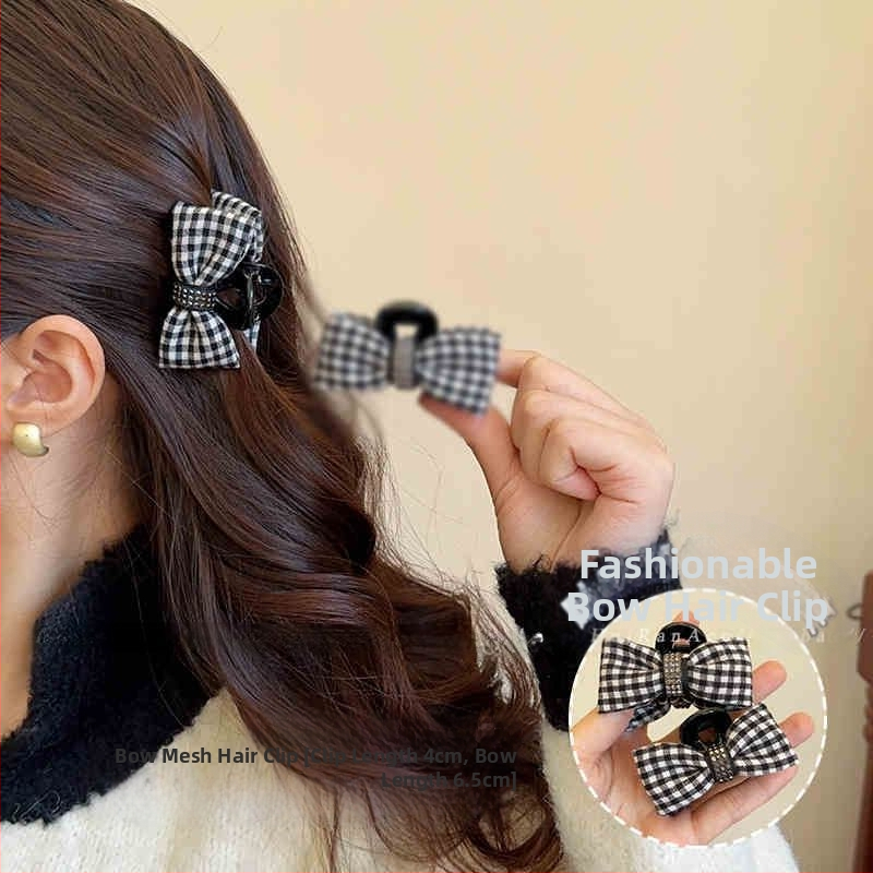 Keskmise suurusega messingust juukseklips sõlmega, keerdklips, volframaalse lisandiga, kevad 2025, pastoraalne stiil