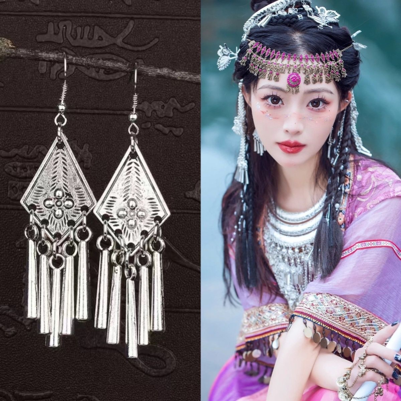 Antička Miao headdress s retro resicama na čelo, egzotičan etnički stil, dodatak za kosu za fotografije