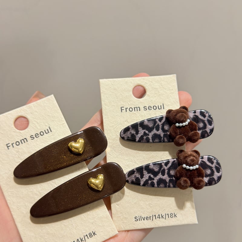 Peaaksessuaar: karu kujundusega juukseklips leopardimustriga külgpaugude jaoks, segatud materjalid, täpne töötlus, sügis 2025