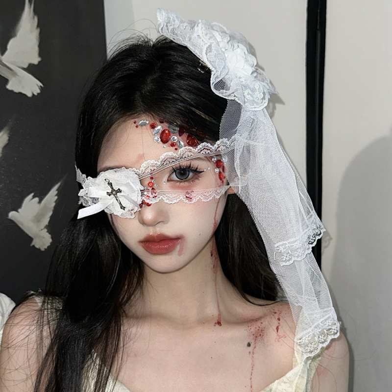 Juukse aksessuaar - gooti pitsiline voil lillede detailidega, kangasmaterjal, käsitöö, külgnupp, naistele