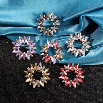 Брошка във формата на цвете с кристални акценти, корейски стил, метална сплав, мултифункционална, двойна употреба