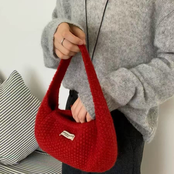 Geantă tote tricotată pentru femei – lucrată manual, lână, stil coreean, formă florală, colecție iarnă 2025