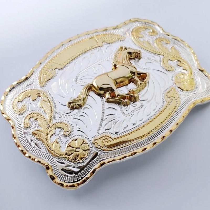 Pegazuszos övcsat, cinkötvözet, sima csat, minden évszakban használható, 2020 nyári kiadás