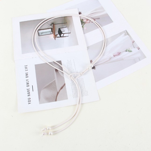 Deréköv gyöngyökkel – vékony öv (<2 cm), ruhákhoz és pulóverekhez, édes stílus, kézzel készített gyöngyök, 2025 tavasz