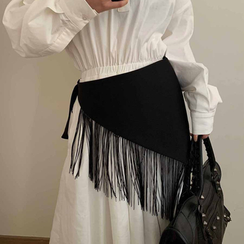 Etno-stílusú pamut deréköv rózsa mintával és bojtokkal, hossza 135 cm