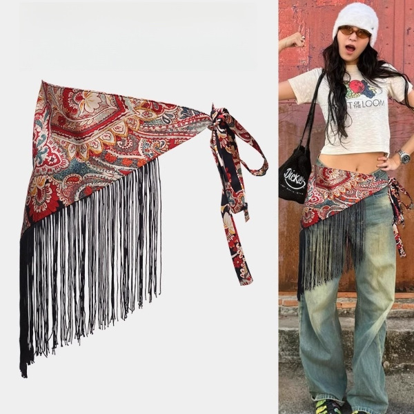 Etno-stílusú pamut deréköv rózsa mintával és bojtokkal, hossza 135 cm