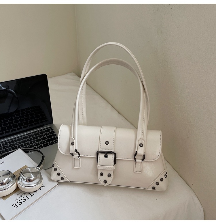 Τσάντα μασχάλης με ρετρό αγκράφα ζώνης, γυναικεία PU τσάντα σε αστικό μινιμαλιστικό στυλ, στυλ μασχάλης, οριζόντιο τετράγωνο σχήμα, καλυμμένο άνοιγμα