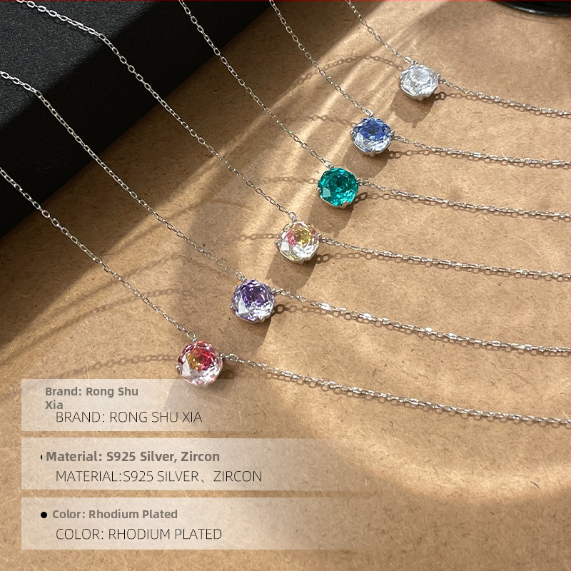 Strieborný náhrdelník S925 s príveskom v tvare ruže, Millennium štýl, zirkónový inlay, retiazka na kľúčnu kosť