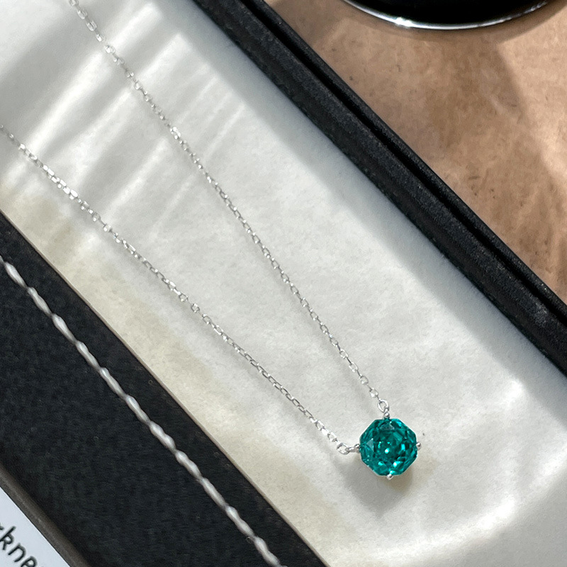 Colier din argint S925 cu pandantiv în formă de trandafir, stil Millennium, zircon încrustat, lanț clavicular