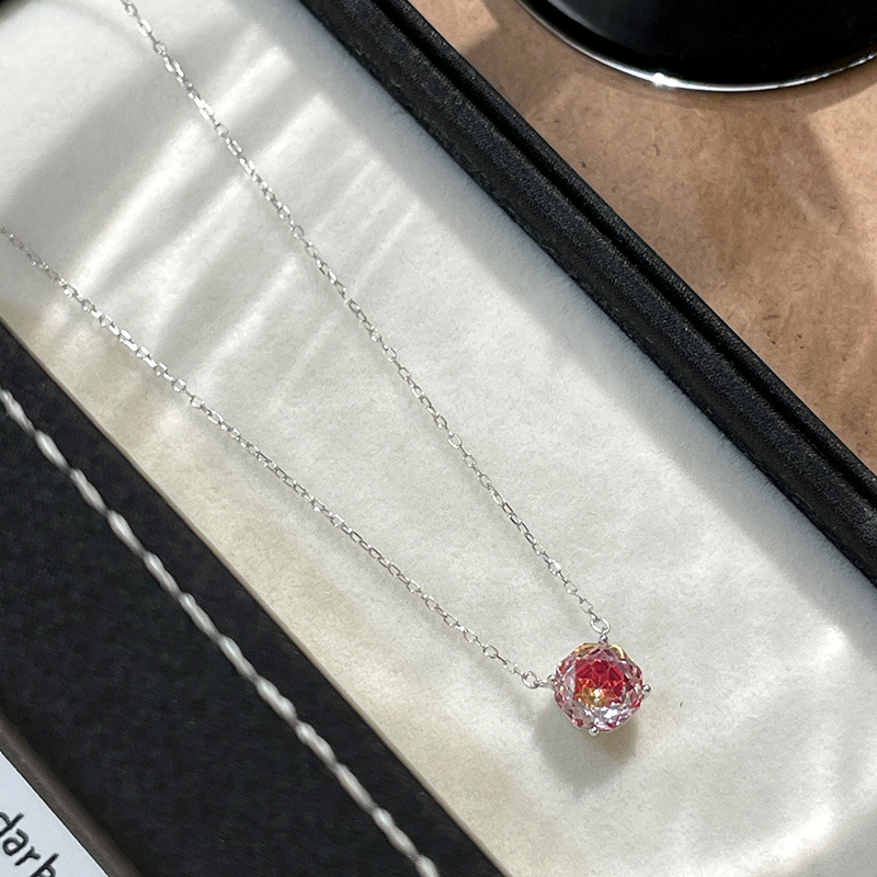 Colier din argint S925 cu pandantiv în formă de trandafir, stil Millennium, zircon încrustat, lanț clavicular