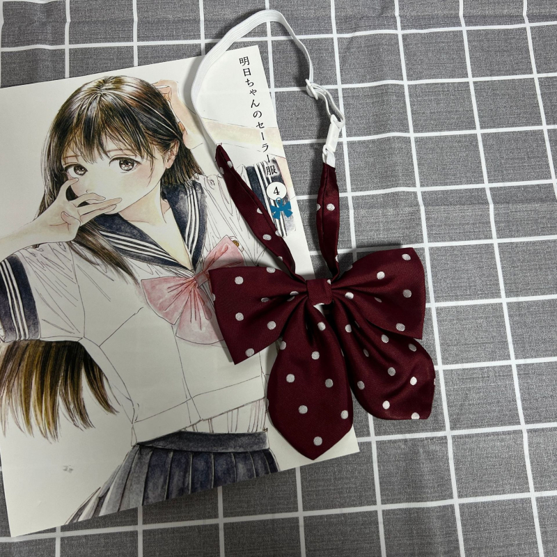 Γυναικεία παπιόν από πολυεστέρα, Jacquard ύφανση, με πουά σχέδιο, κανονικό πλάτος