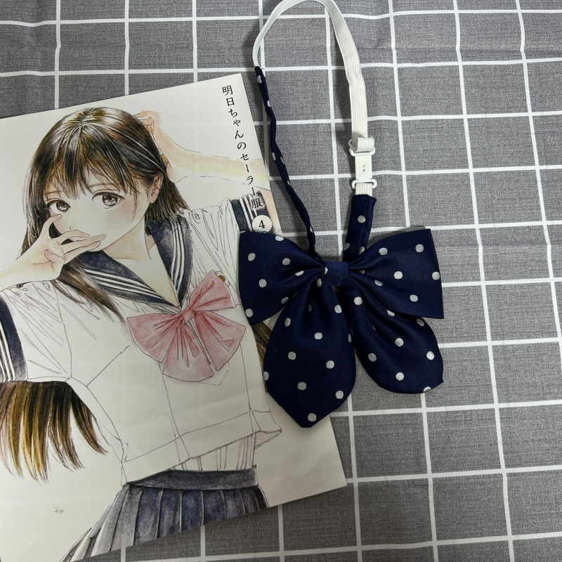 Γυναικεία παπιόν από πολυεστέρα, Jacquard ύφανση, με πουά σχέδιο, κανονικό πλάτος