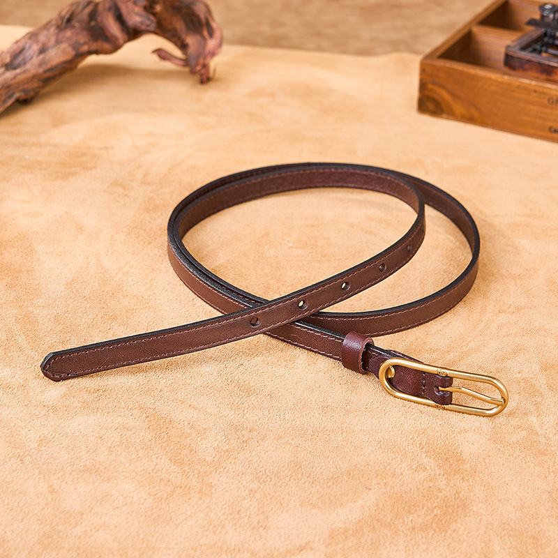 Cassia Ženski tanak kaiš od prvog sloja kože s kopčom na pin, za suknje — vintage, književno retro stil, širina <2 cm, kopča od legiranog materijala, biljna obrada kože