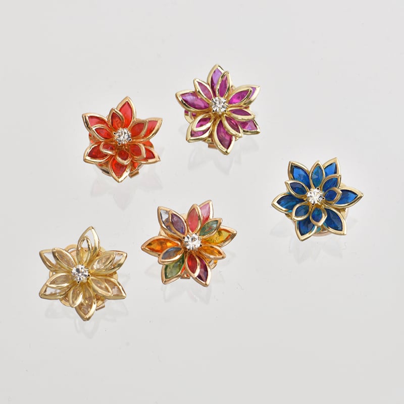 Γυναικεία μανικετόκουμπα με ανθοφόρο μοτίβο, φινίρισμα με διαμαντοποίηση, κρύσταλλα, κράμα