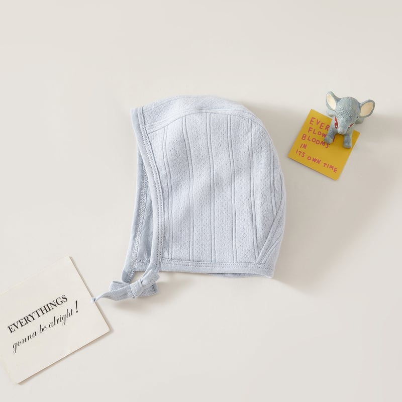 Baba fülvédős sapka ősz-télre, 100% pamut, melegen tart, újszülötteknek és csecsemőknek