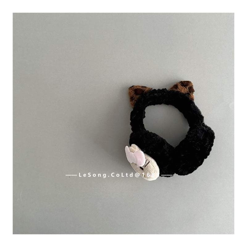 Παιδικά αφράτα προστατευτικά αυτιών με λεοπάρ σχέδιο – χειμερινή ζεστασιά, unisex, βαμβάκι, μεσαίο μήκος, μονοχρωματικό σχέδιο