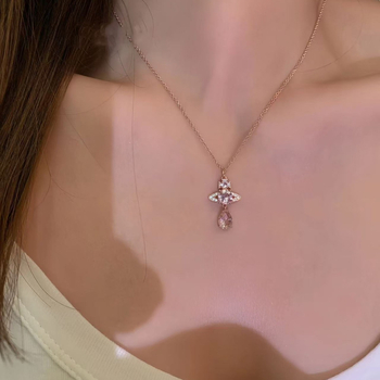 Nyaklánc ív- és csillag alakú medállal, réz, elektroplatírozott, O-lánc, vegyes kövek beállítása