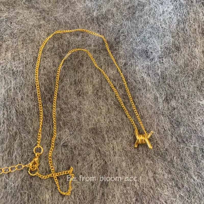 Viseći nakit s kapkovitim privjeskom, vintage stil s perlom i cirkonima, mesing + elektroplatinirano čelik, običan lanac