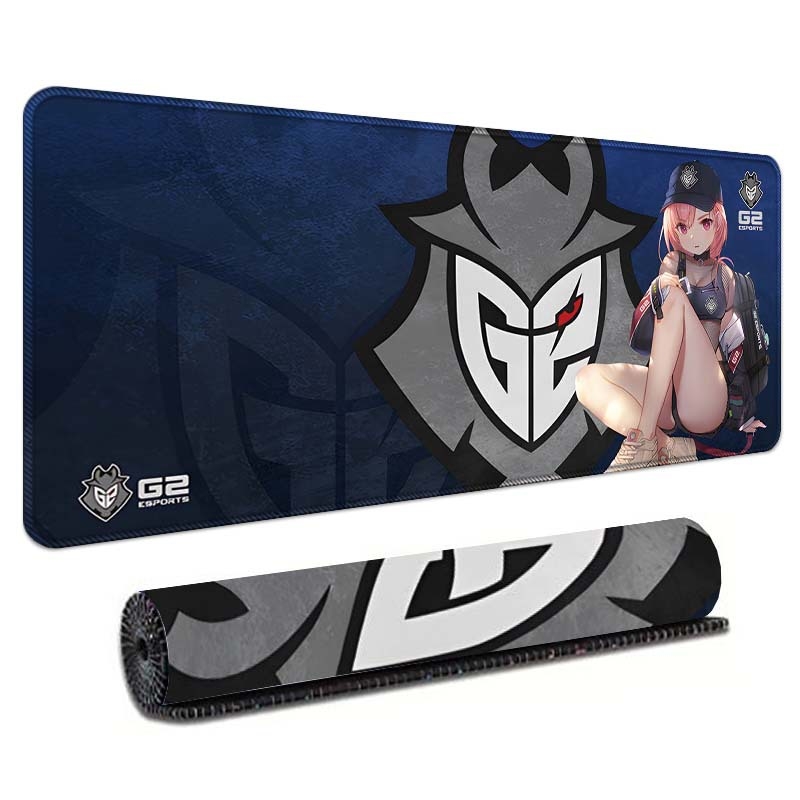 Gaming podloga za stol s temom anime, ekstra velika, za tipkovnicu i miš, precizno šivani rub, protuklizna površina.