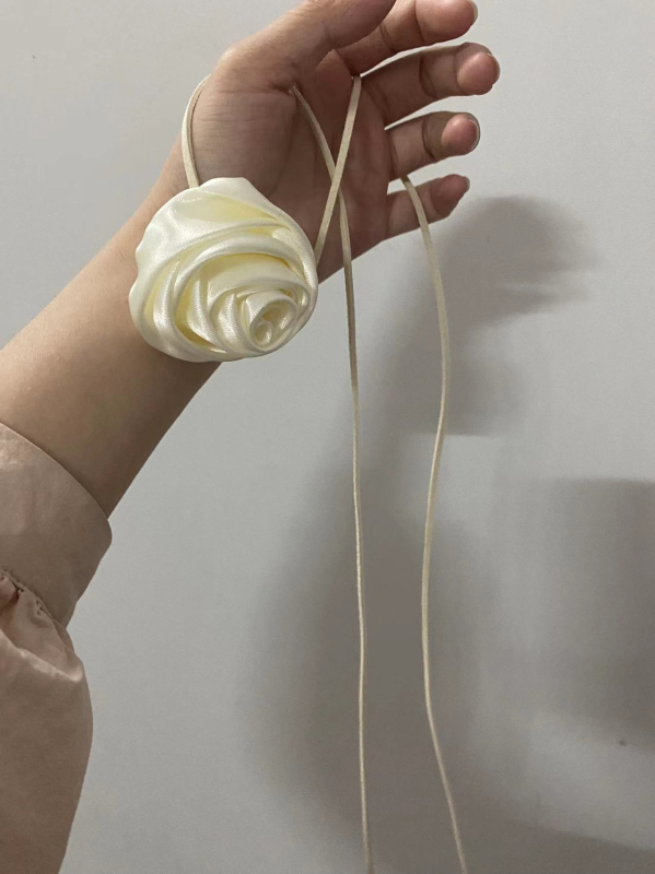 Чокър колие с флорална украса, ръчна изработка, Lolita стил, плат основа, многослоен дизайн, висулка от сплав, обиколка 61–70 cm