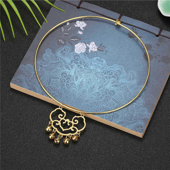 Нашийник от сплав, национален стил, сърцевидно оформление, електроплатиране, възможност за персонализиране